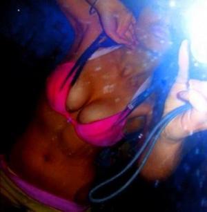 Raegan from California is interested in nsa sex with a nice, young man