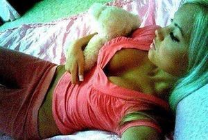 Carlyn from Ohio is looking for adult webcam chat