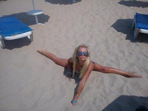 Joselyn from California is interested in nsa sex with a nice, young man