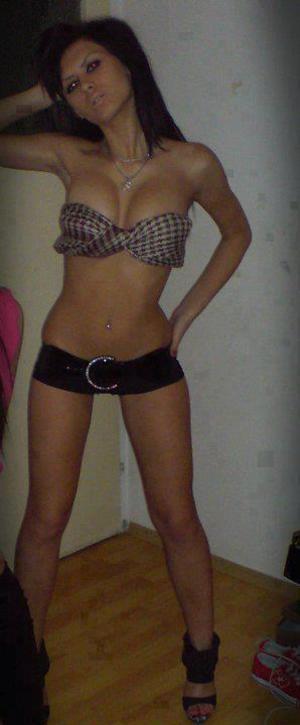 Looking for girls down to fuck? Mckenna from California is your girl