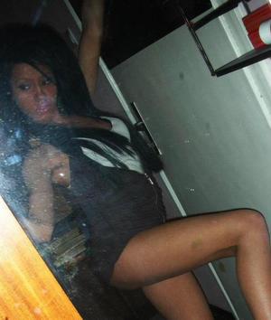 Alexis is a cheater looking for a guy like you!