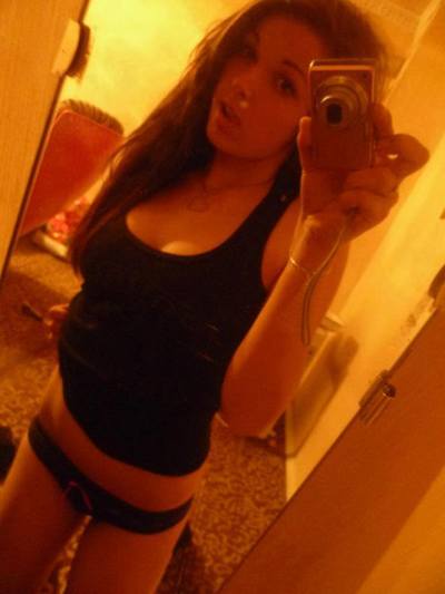 Violet from California is interested in nsa sex with a nice, young man