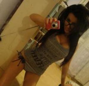 Looking for girls down to fuck? Genevieve from Utah is your girl