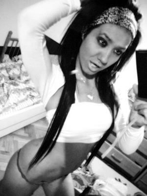 Cristal from Florida is interested in nsa sex with a nice, young man