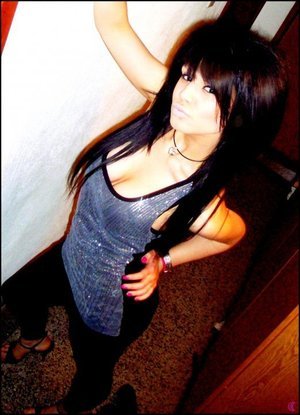 Liana from North Carolina is interested in nsa sex with a nice, young man
