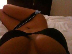 Roselee from  is looking for adult webcam chat
