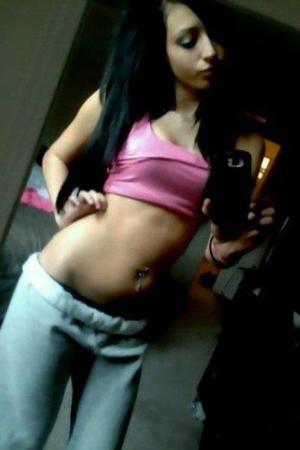 Looking for local cheaters? Take Kimberlee from Ontario home with you